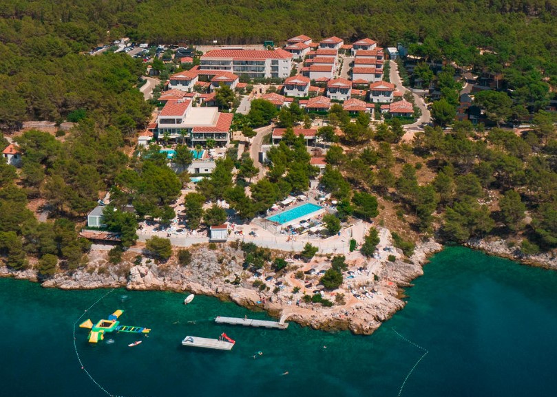 Gava-waterman-milna-resort-brac-croatie-photo 4