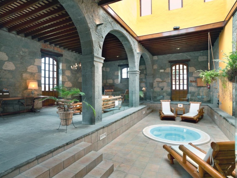 Photo 2 Hacienda Gran canaria