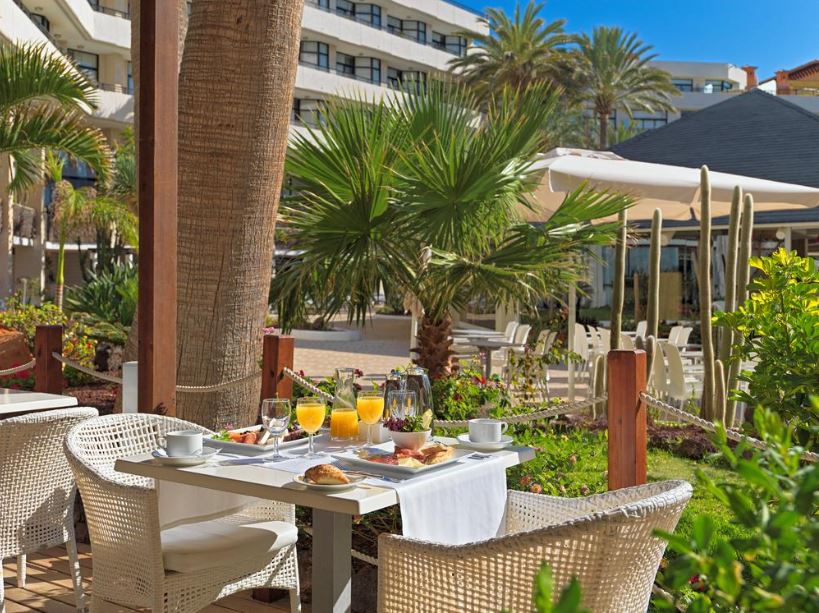 h10-conquistador-terrasse