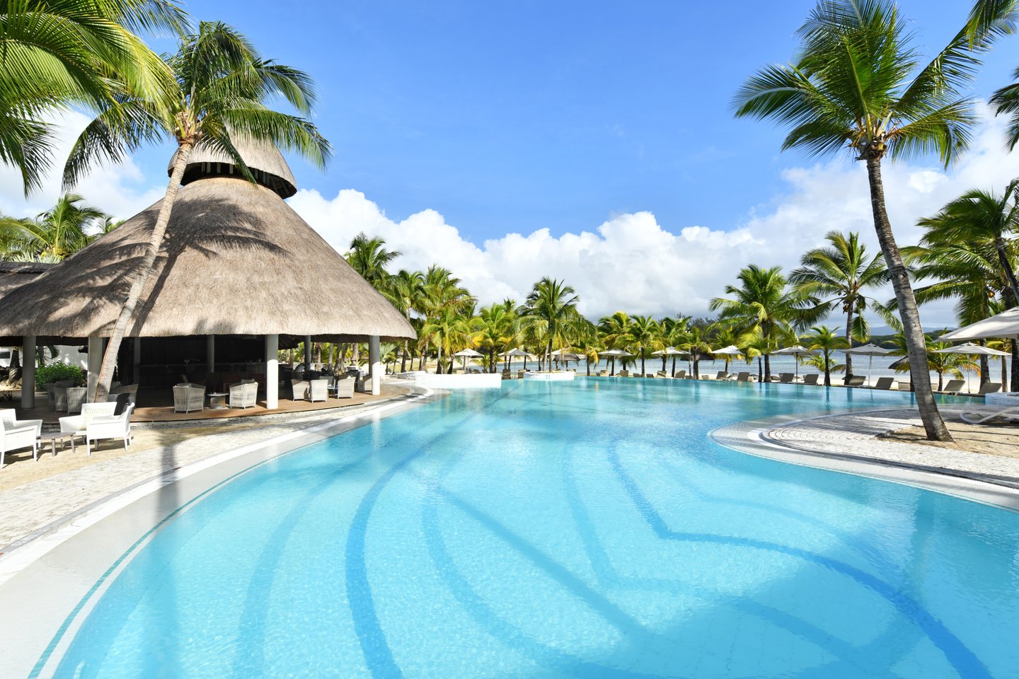 hotel-shandrani-beachcomber-piscine