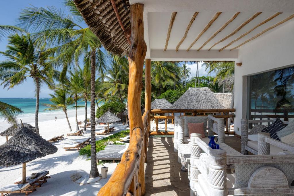 waterlovers-plage-diani-hotel