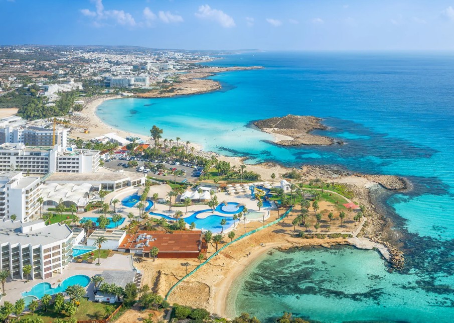 Plage de Nissi-Ayía Nápa-chypre