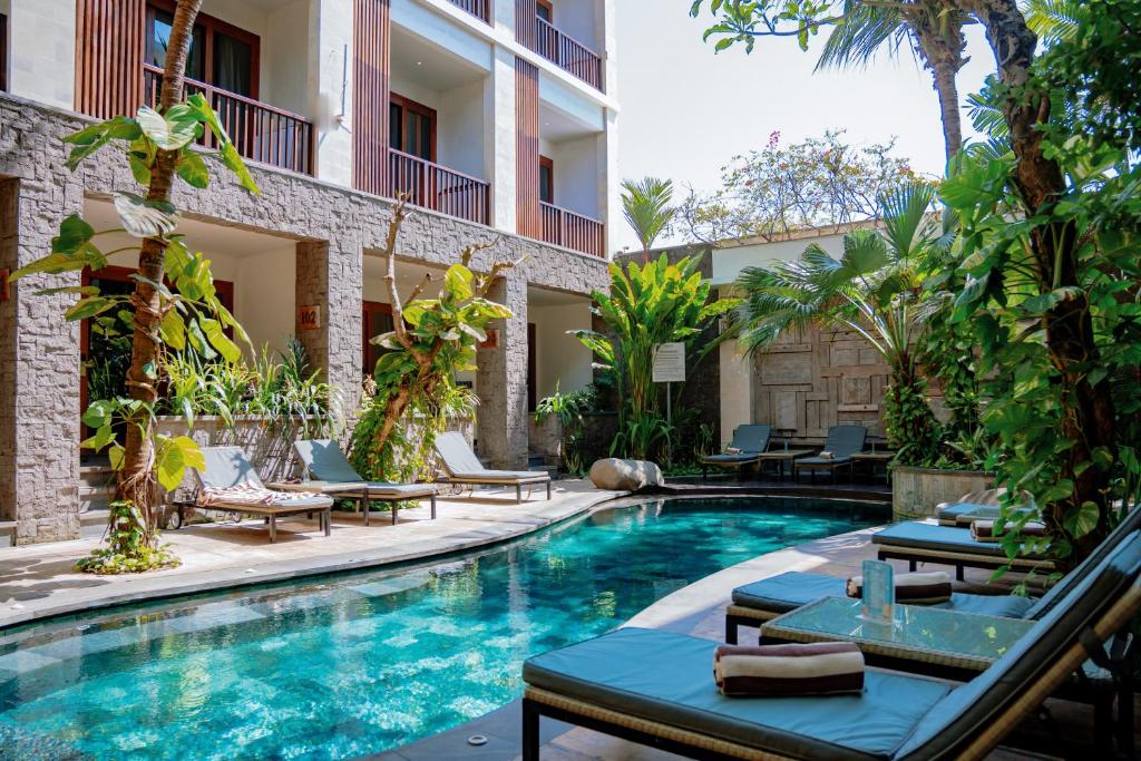 akana-sanur-piscine