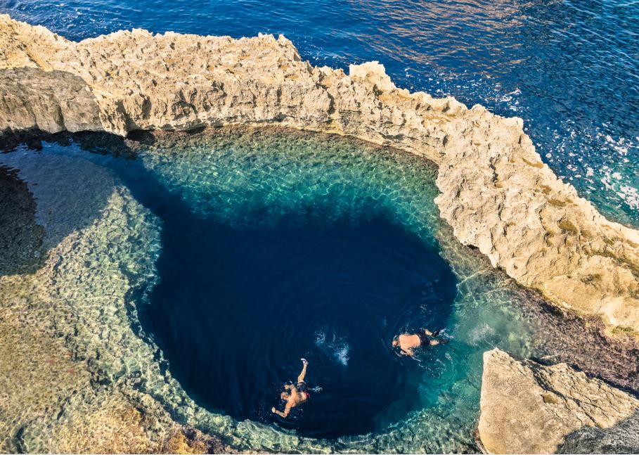 blue hole-gozo-malte-baignade