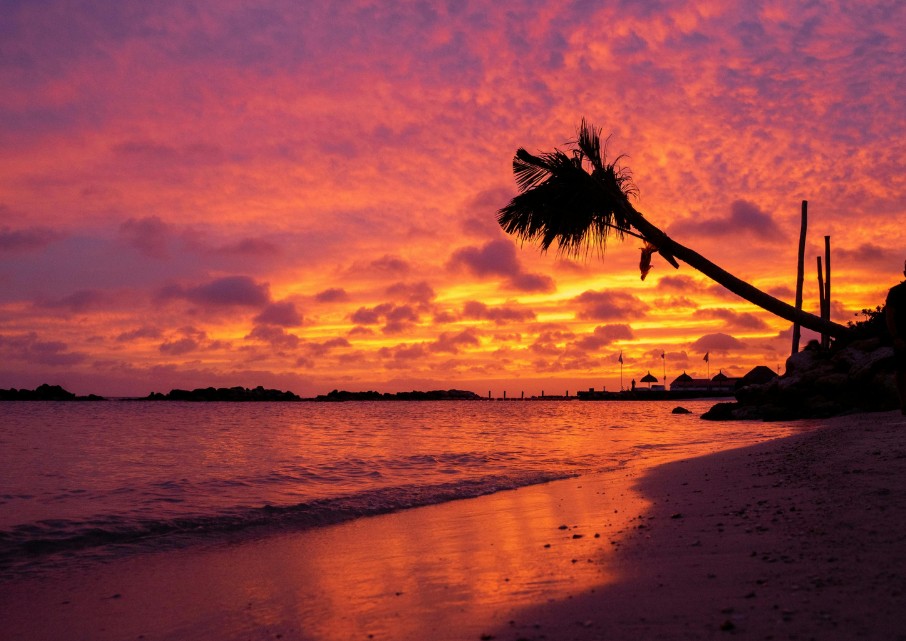 curacao-abc-sunset-ciel-rose