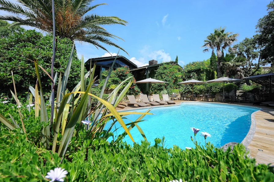 hotel-charme-a-cheda-bonifacio-corse-photo 1
