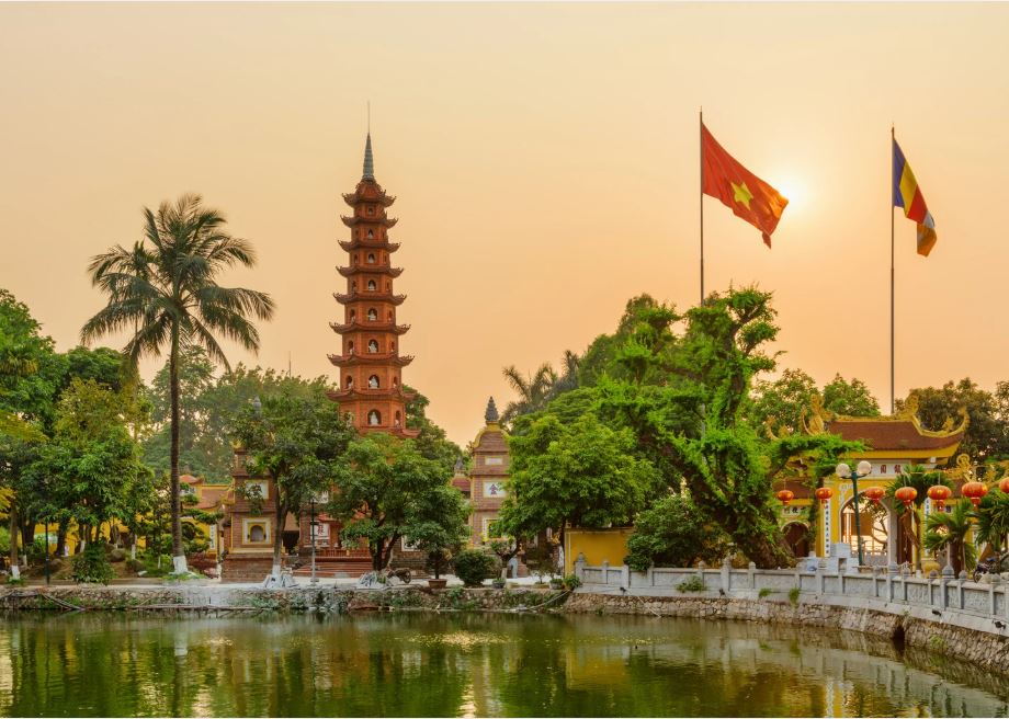 pagode Trấn Quốc-Hanoi-bord-de-lac-vietnam